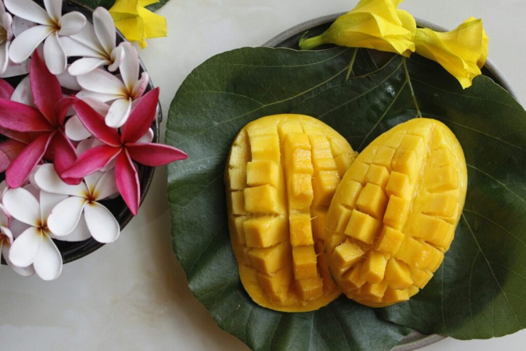 The effects of mango: the fruit that makes you glow inside and out